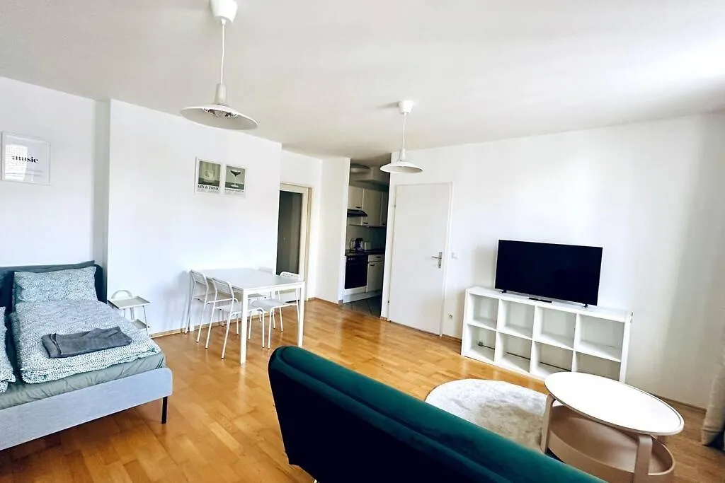 Cosy & New Urban Apartment In Green Hood Vienna Austria